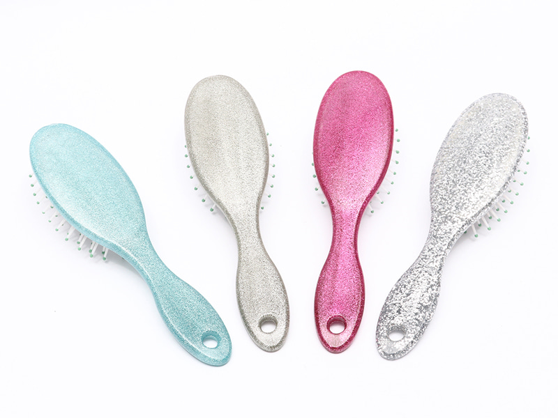 2022 Small Plastic Baby Massaging Brush