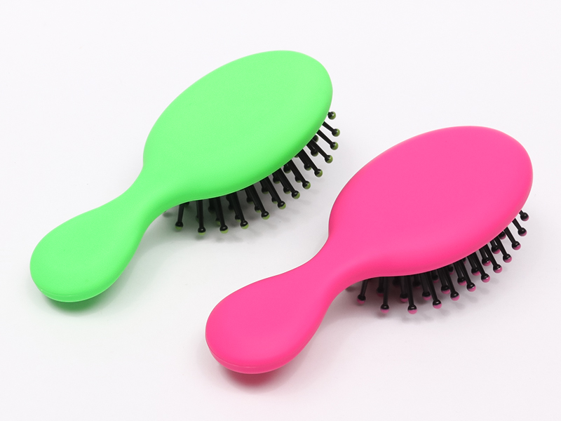 Mini Baby Wig Small Wooden Curved Paddle Hair Brush