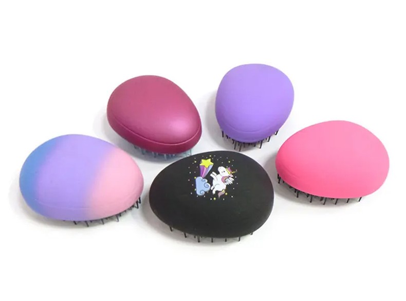 What Is a Detangler Tangle Dry Small Brush? Why, How & Which Type to Choose